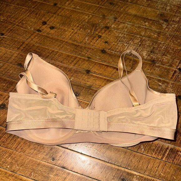 Soma Lightest Lift Perfect Coverage nude 36DD soft bra - Picture 2 of 3